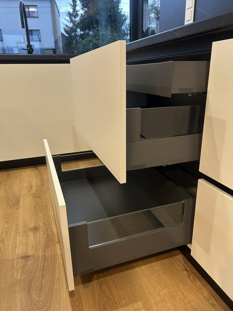 Blum Merivbobox
